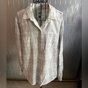 Women’s Old Navy Gray Button-Up Plaid Shirt